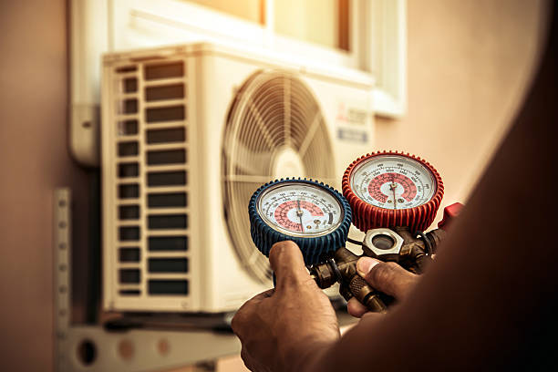 Professional Hvac technician working in Milan, MO